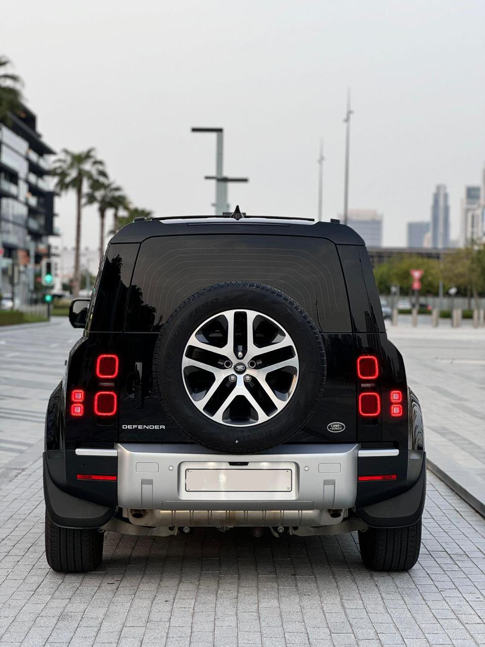 Land Rover Defender 2025 (1)