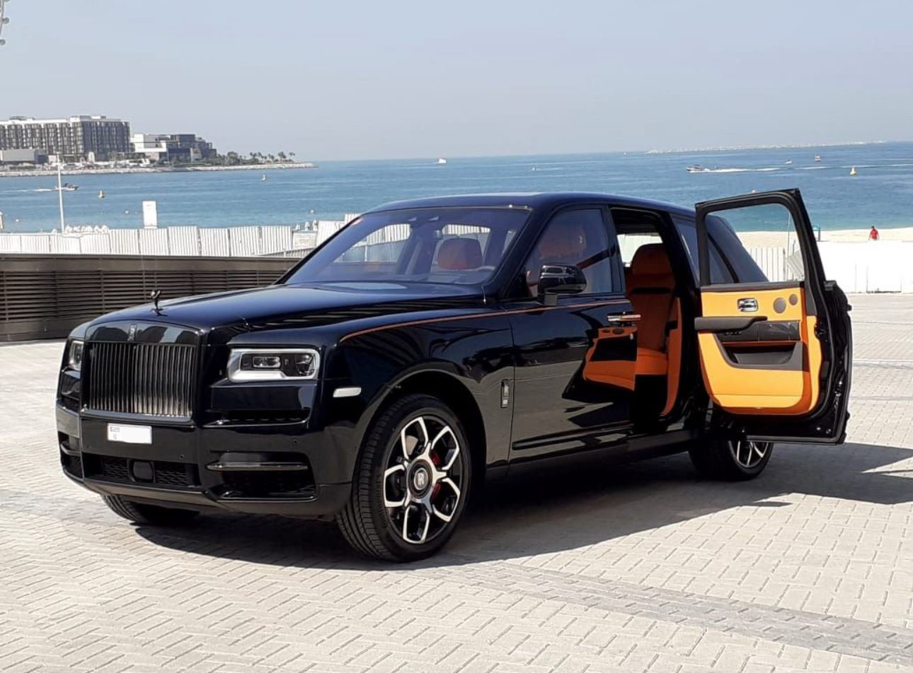 Rolls Royce Cullinan 2025 (1)