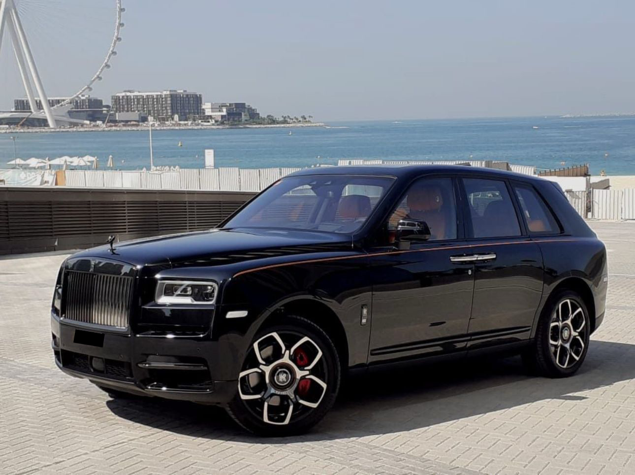 Rolls-Royce-Cullinan-2025-4