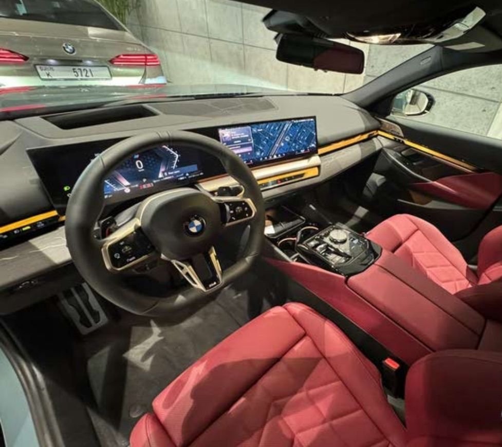 BMW 520i 2025 (1)