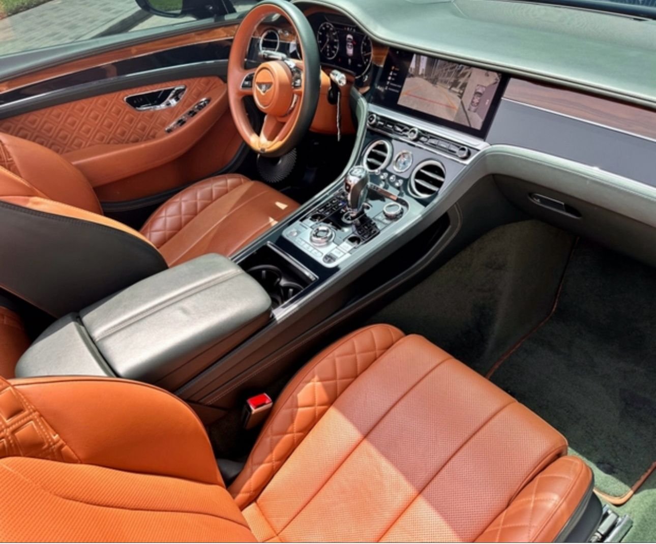 Bentley GT 2025 (1)