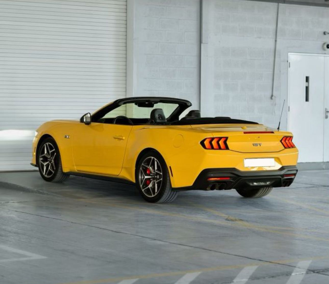 Ford Mustang 2025 (4)