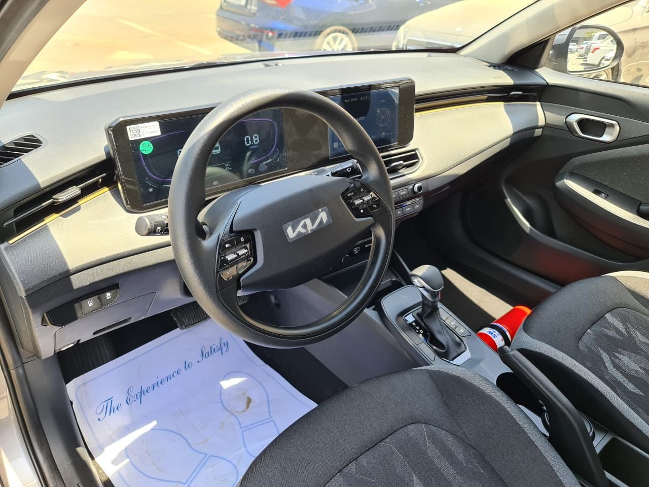 Kia K3 (1)