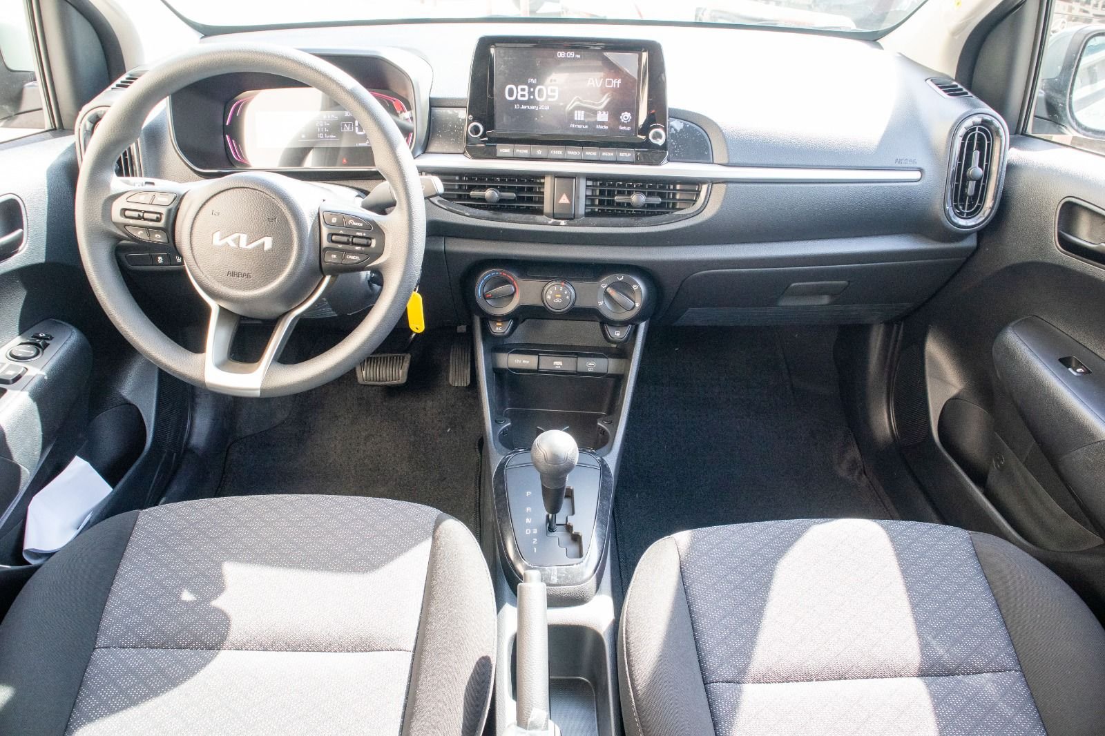 Kia Picanto 2025 (1)