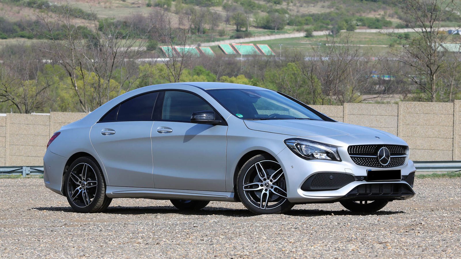 Mercedes-A220-1