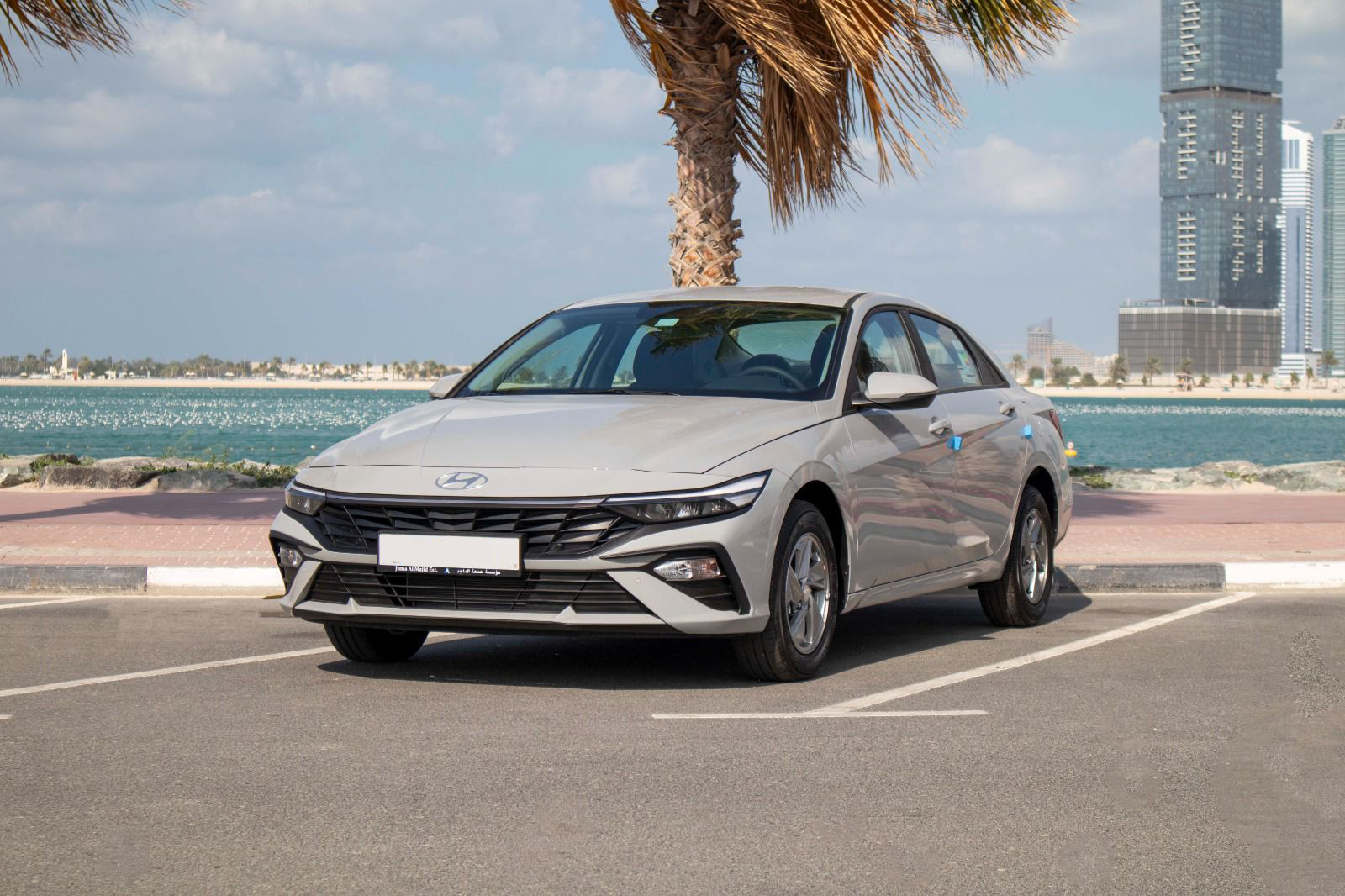 hyundai elantra 2025 (2)
